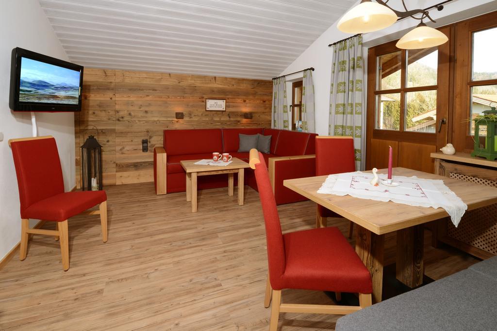 Haus Panorama Appartement Reit im Winkl Kamer foto